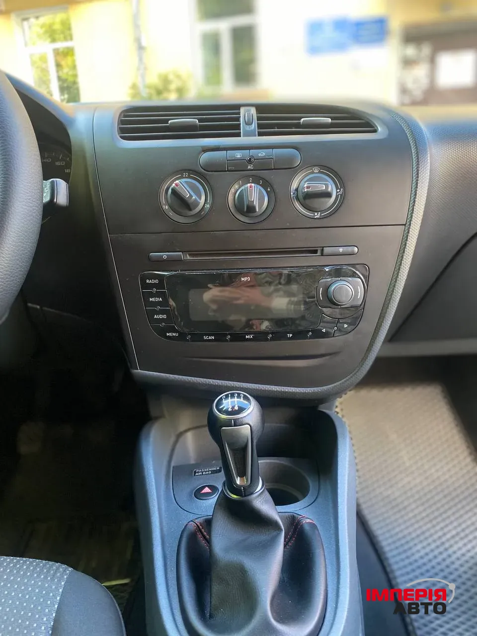 SEAT Leon - фото 18