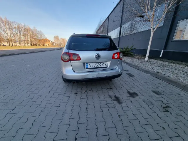 Volkswagen Passat - фото 4