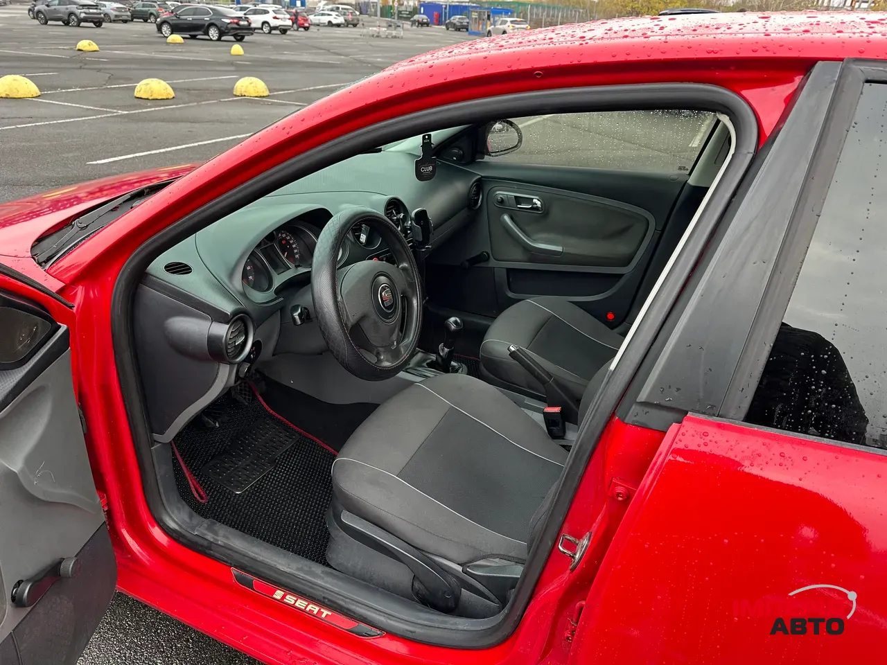 SEAT Ibiza - фото 11