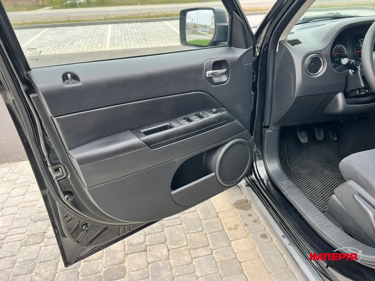 Jeep Liberty (Patriot) - фото 25