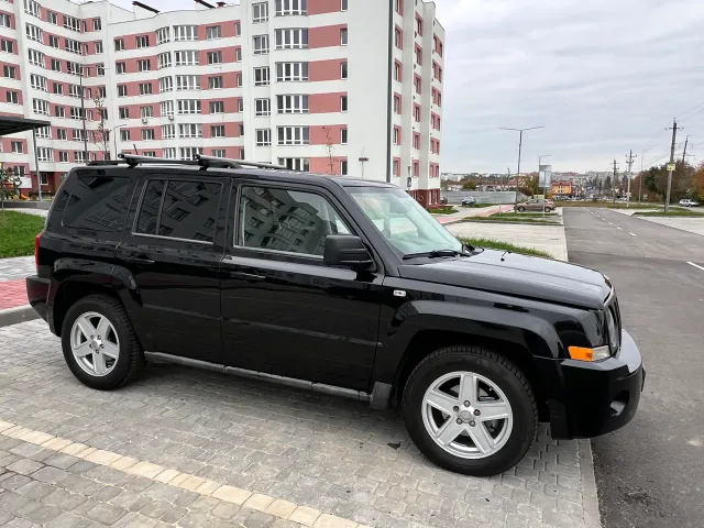 Jeep Liberty (Patriot) - фото 2