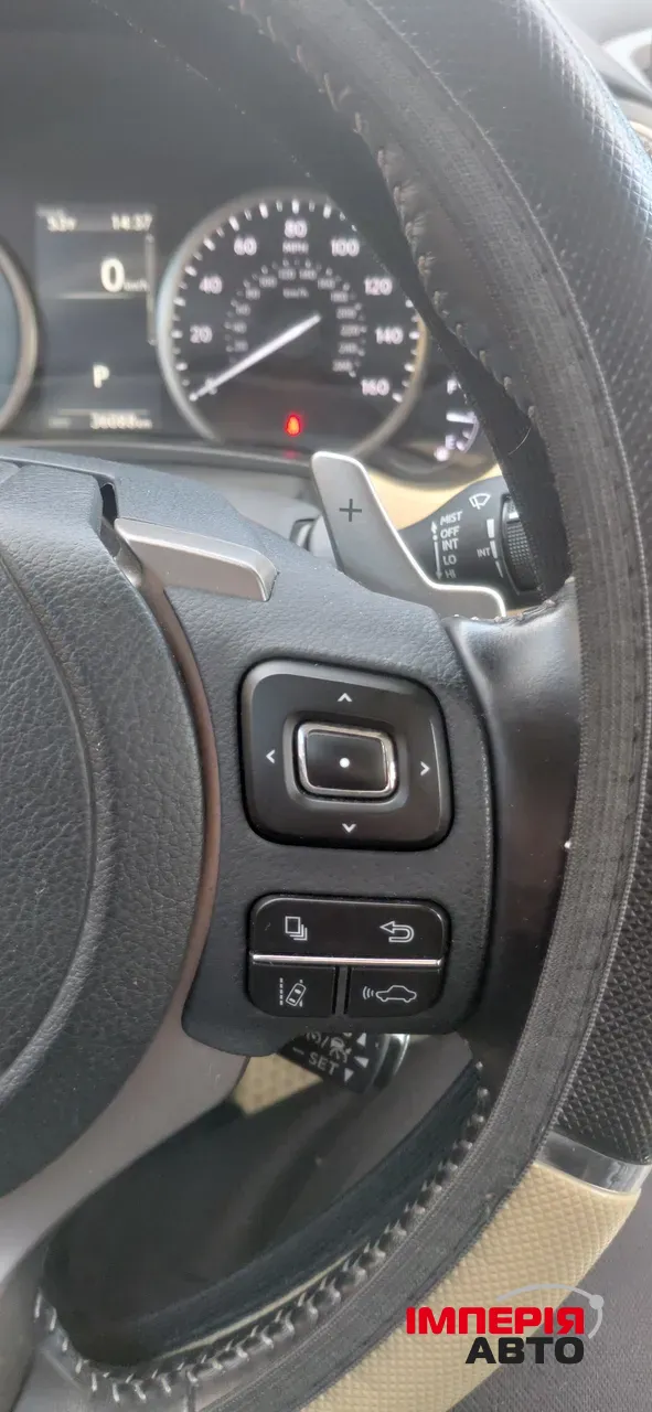 Lexus NX - фото 16