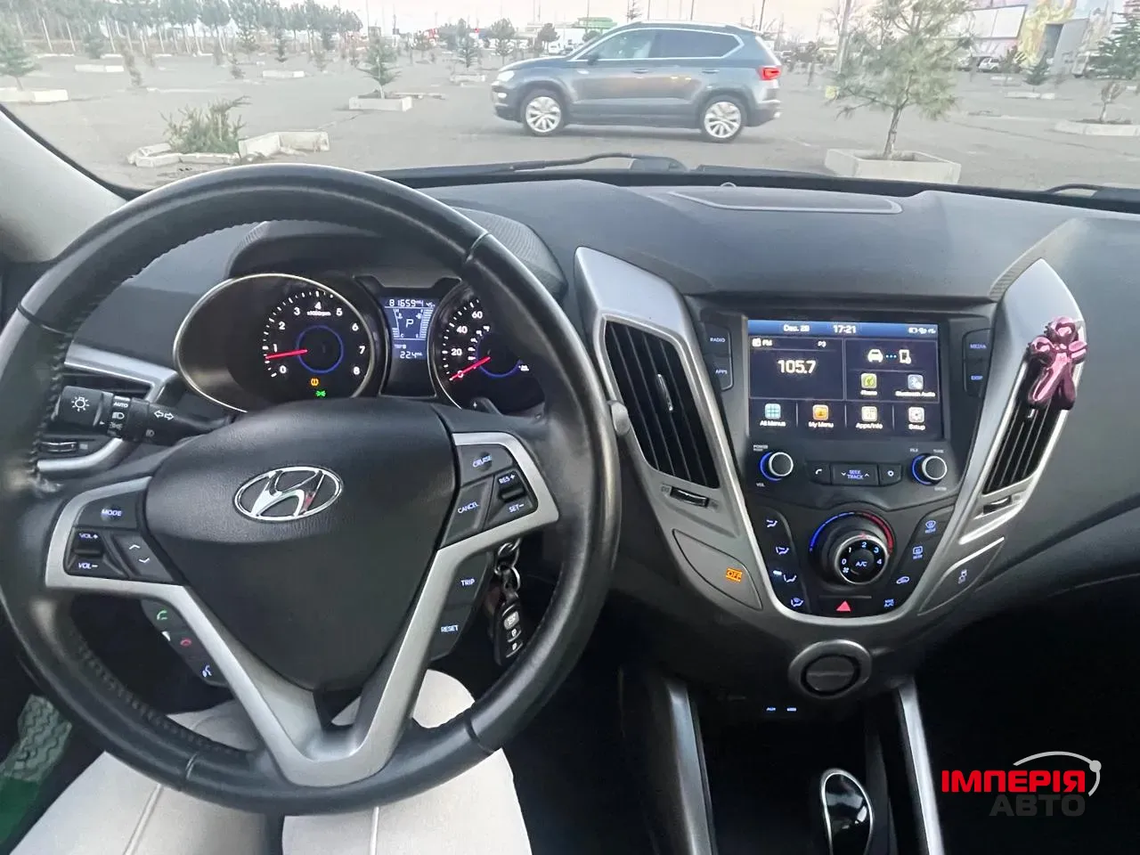 Hyundai Veloster - фото 2