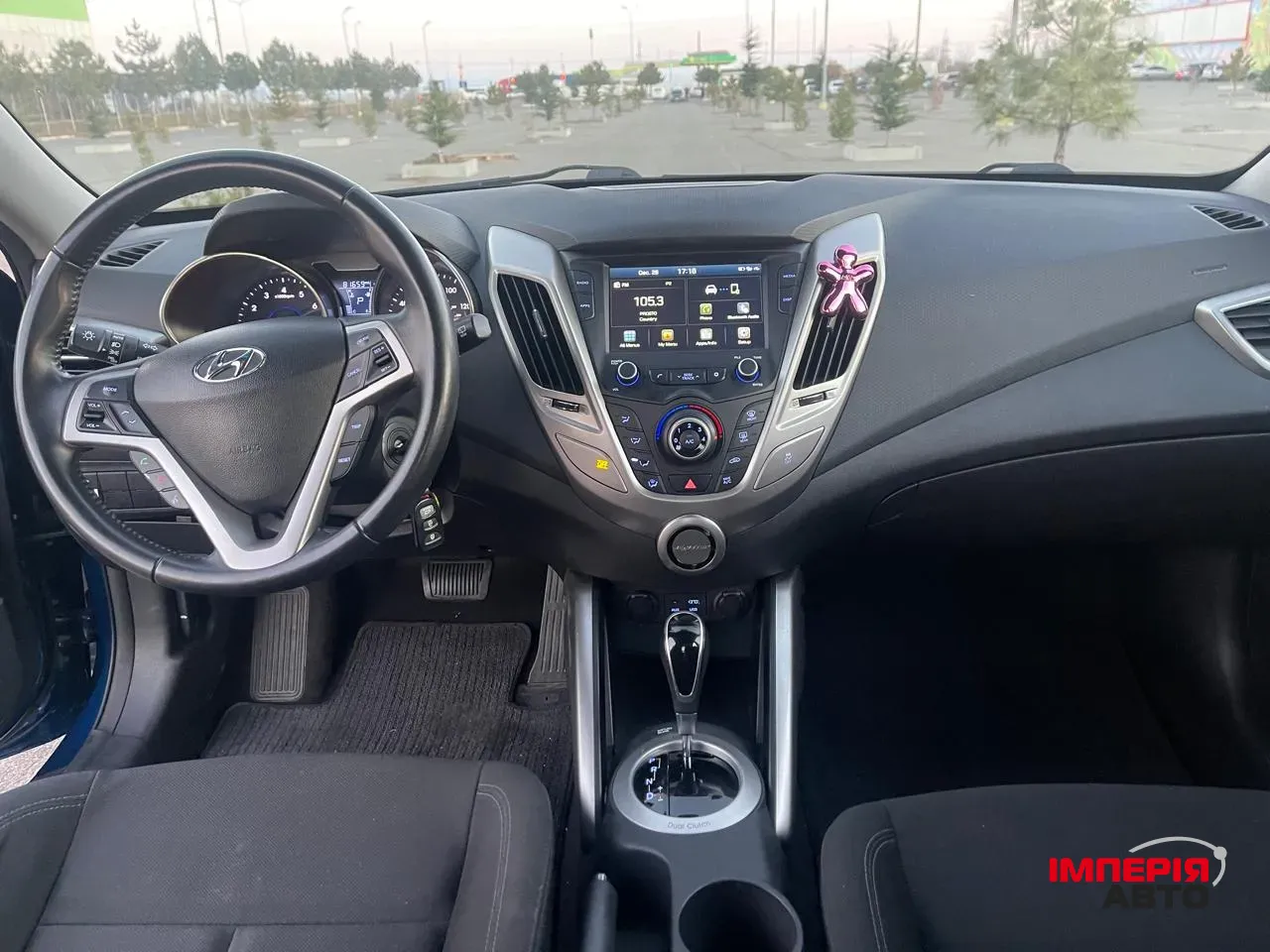 Hyundai Veloster - фото 8