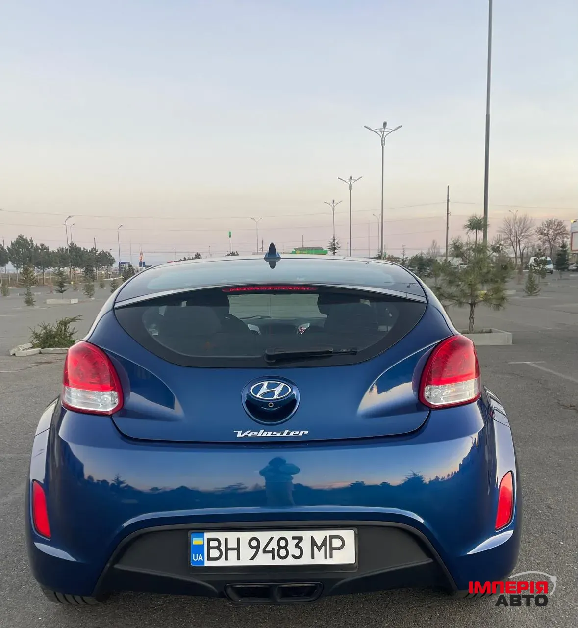 Hyundai Veloster - фото 9