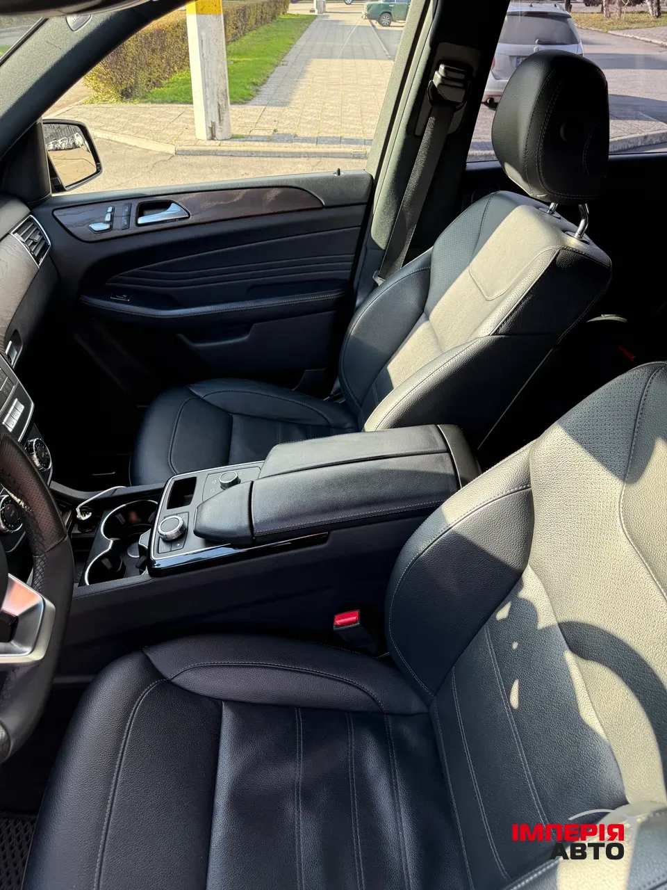 Mercedes-Benz GLE - фото 13