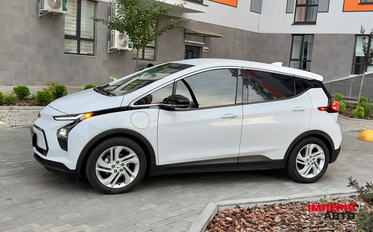 Chevrolet Bolt - фото 20