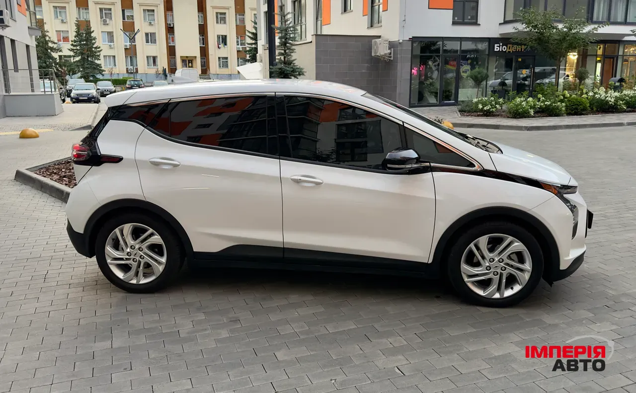 Chevrolet Bolt - фото 7