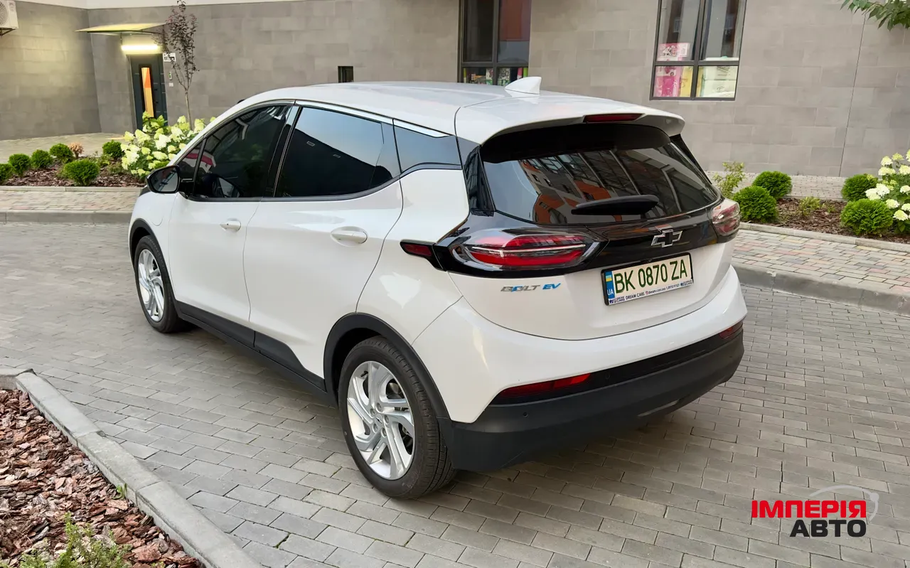 Chevrolet Bolt - фото 8