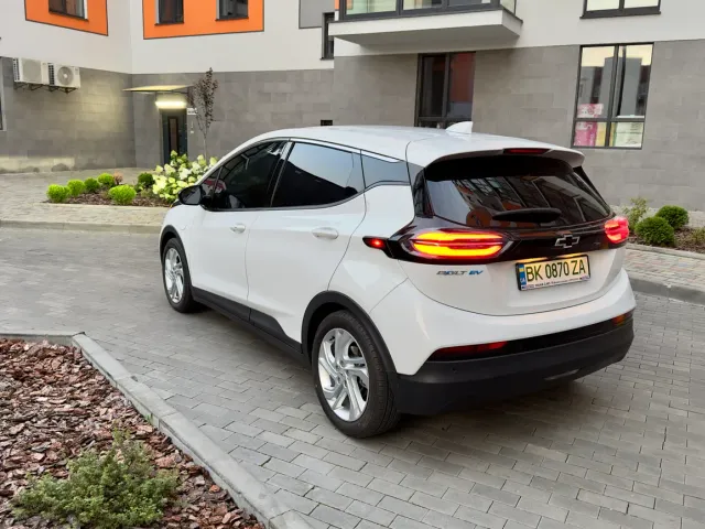 Chevrolet Bolt - фото 4