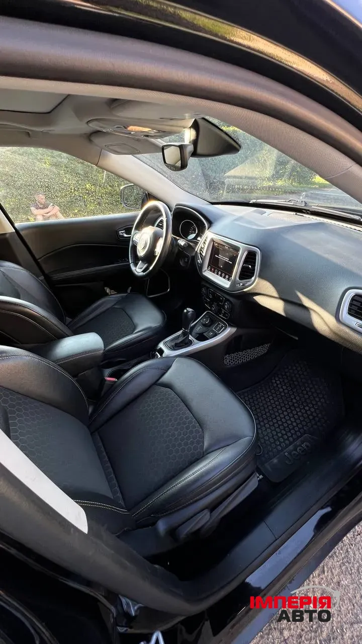 Jeep Compass - фото 13
