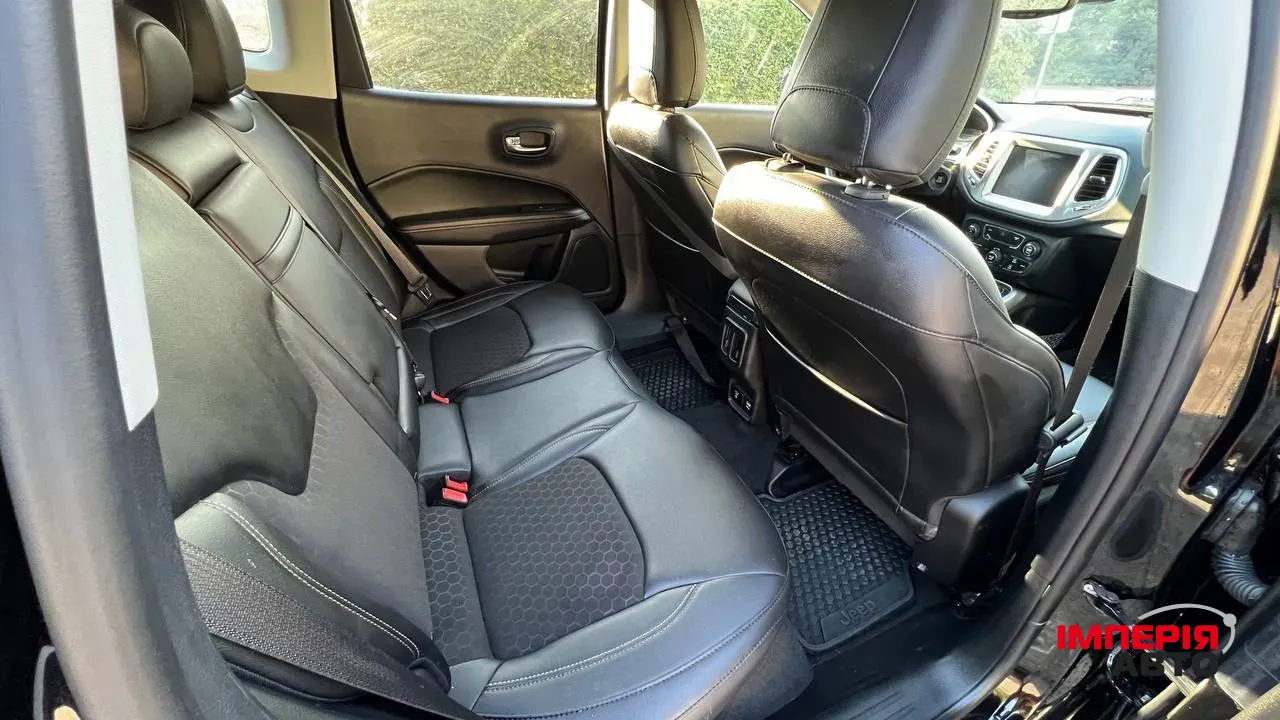 Jeep Compass - фото 20