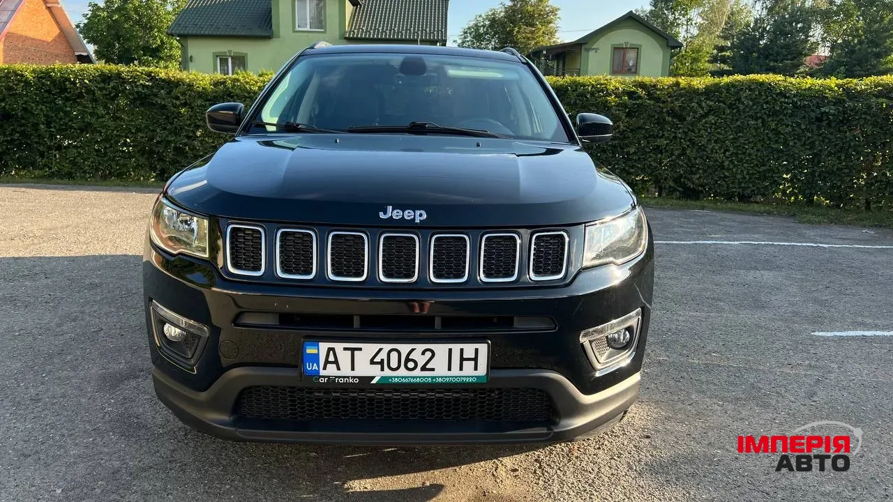 Jeep Compass - фото 2