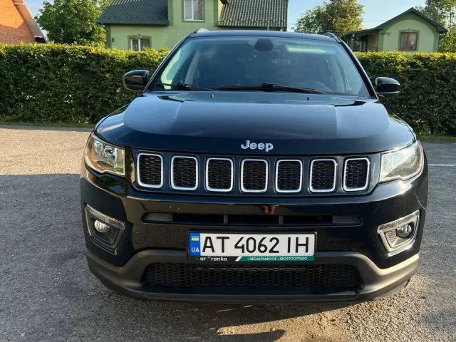 Jeep Compass - фото 2