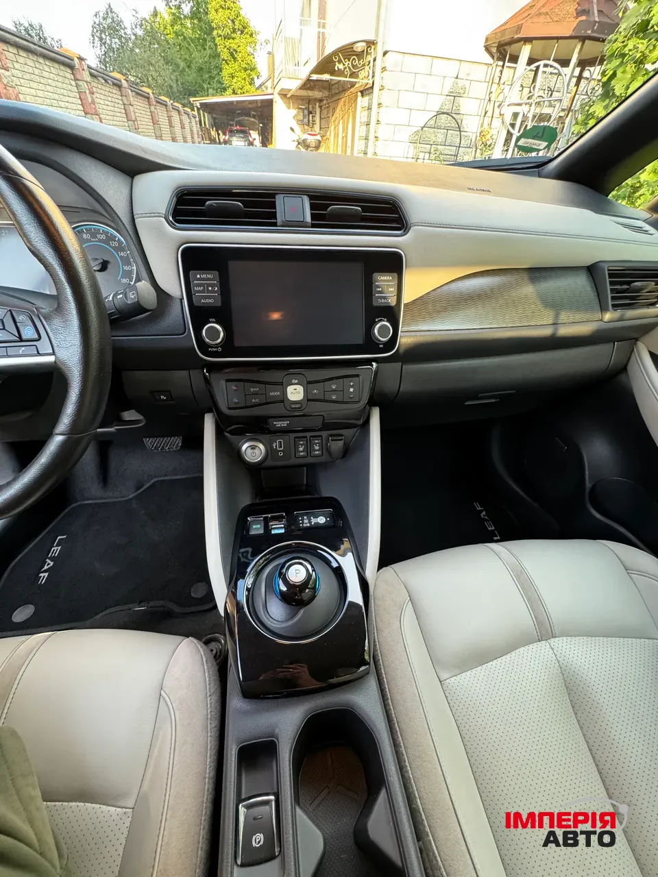 Nissan Leaf - фото 13
