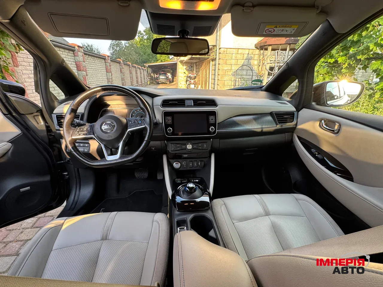 Nissan Leaf - фото 11