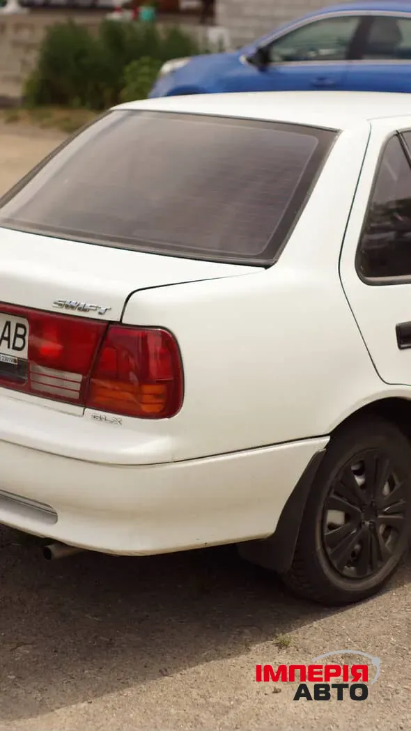 Suzuki Swift - фото 4