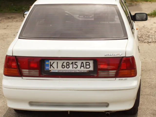 Suzuki Swift - фото 2