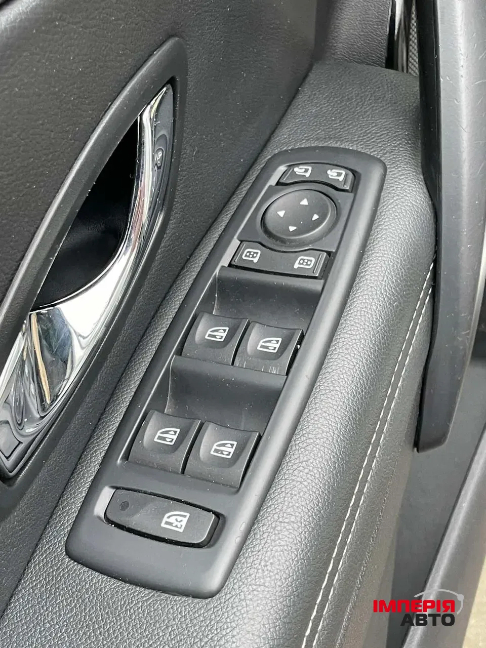 Renault Megane - фото 42