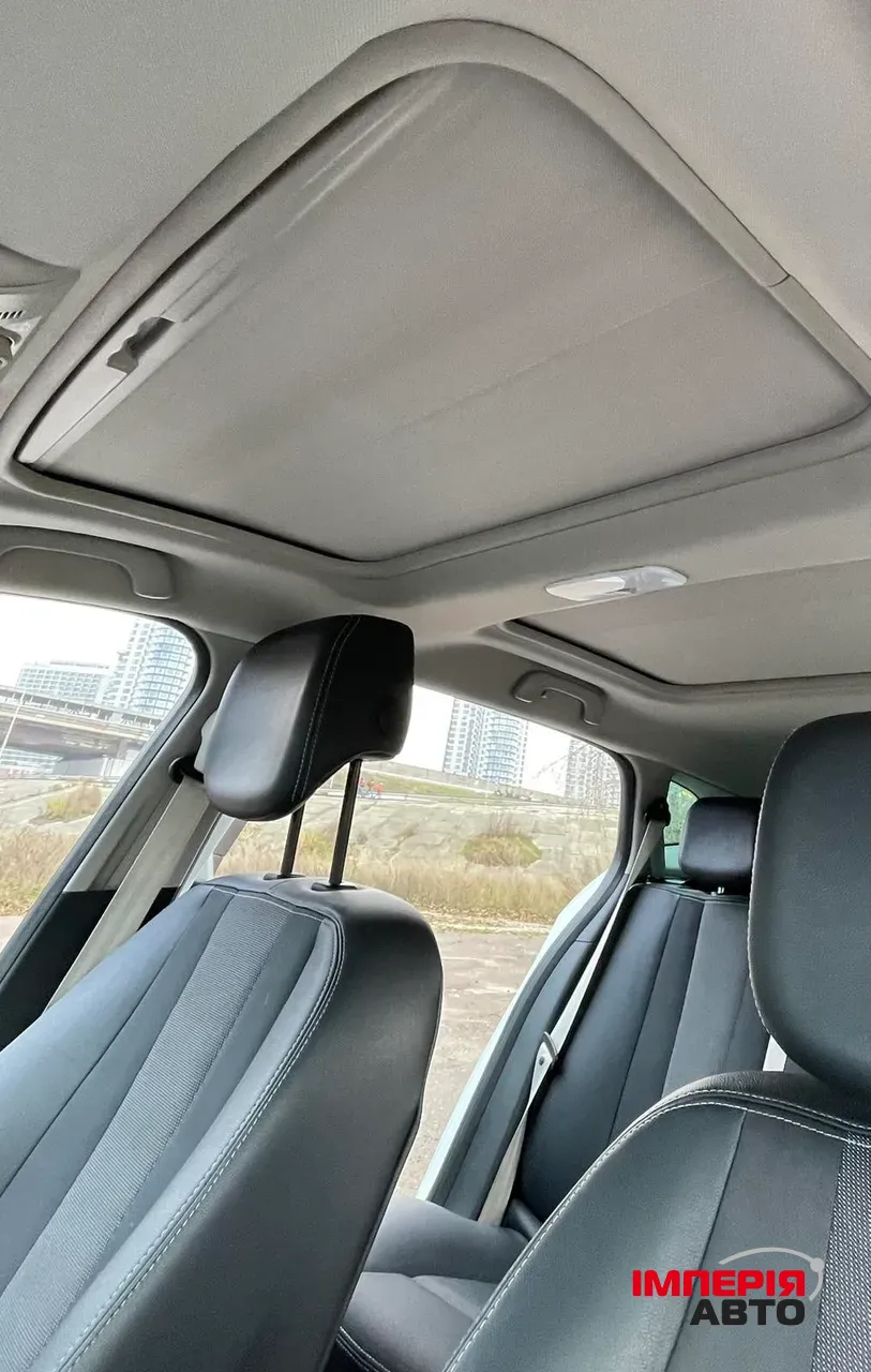 Renault Megane - фото 35