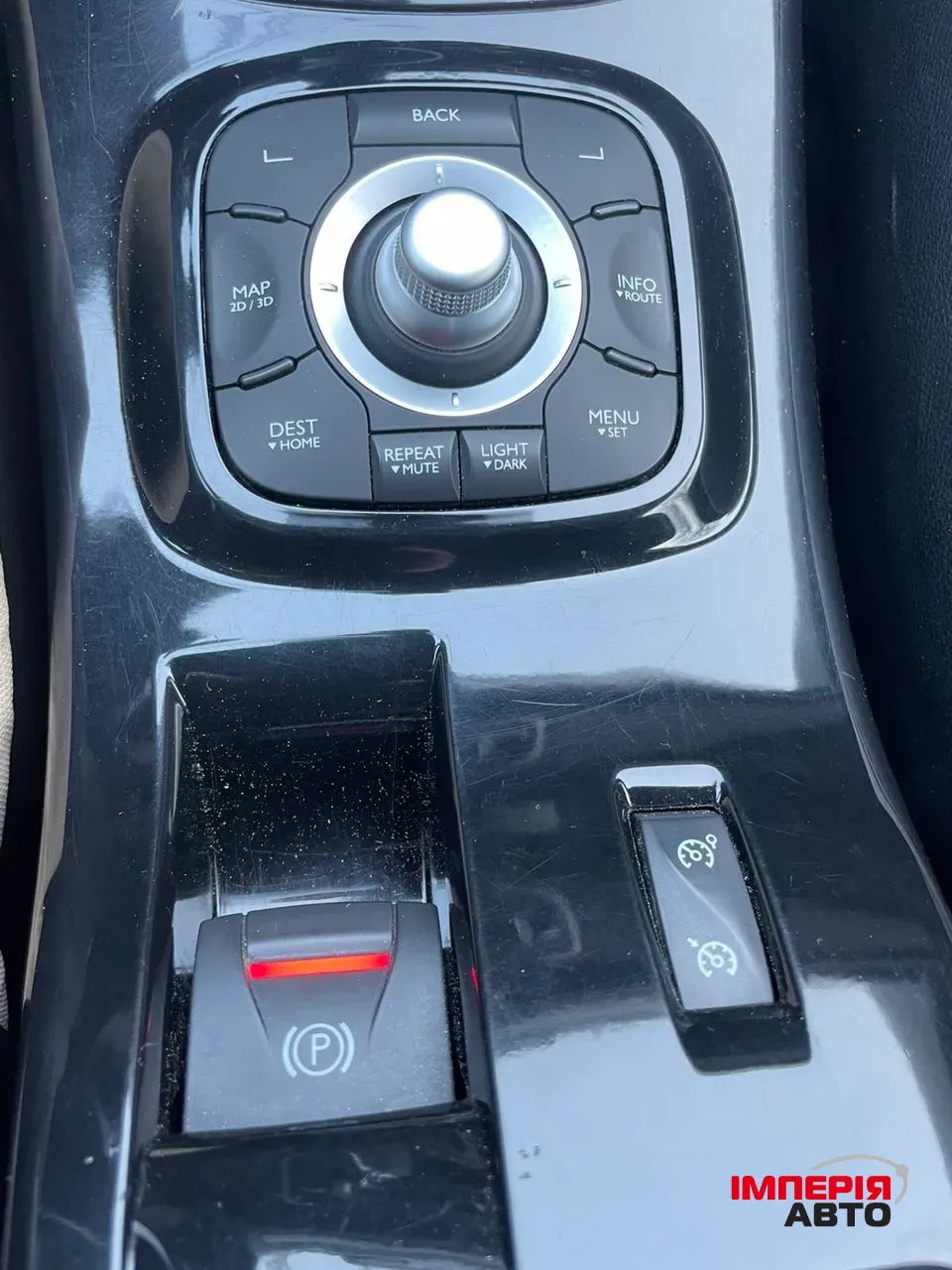 Renault Megane - фото 24