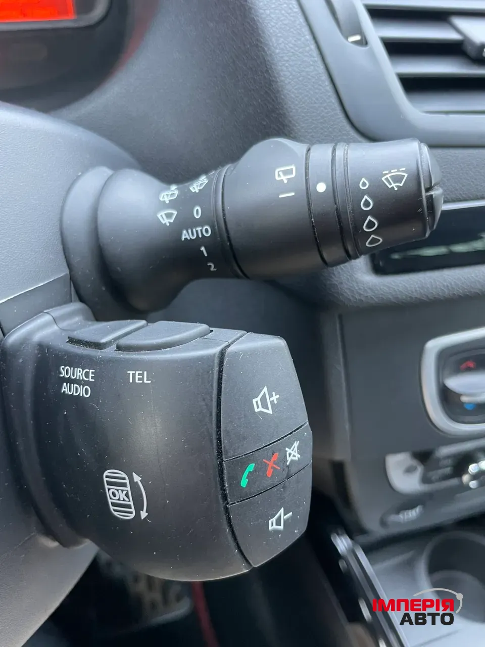 Renault Megane - фото 30