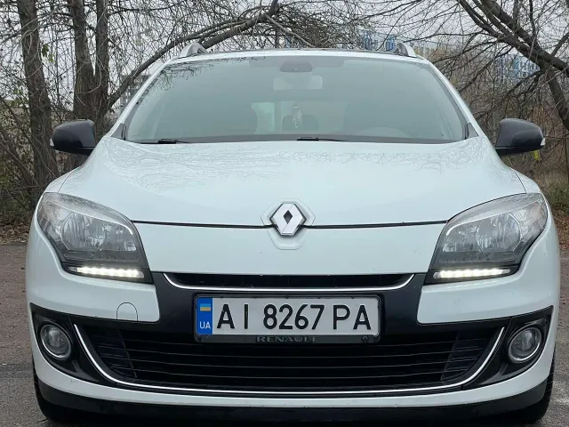 Renault Megane - фото 1