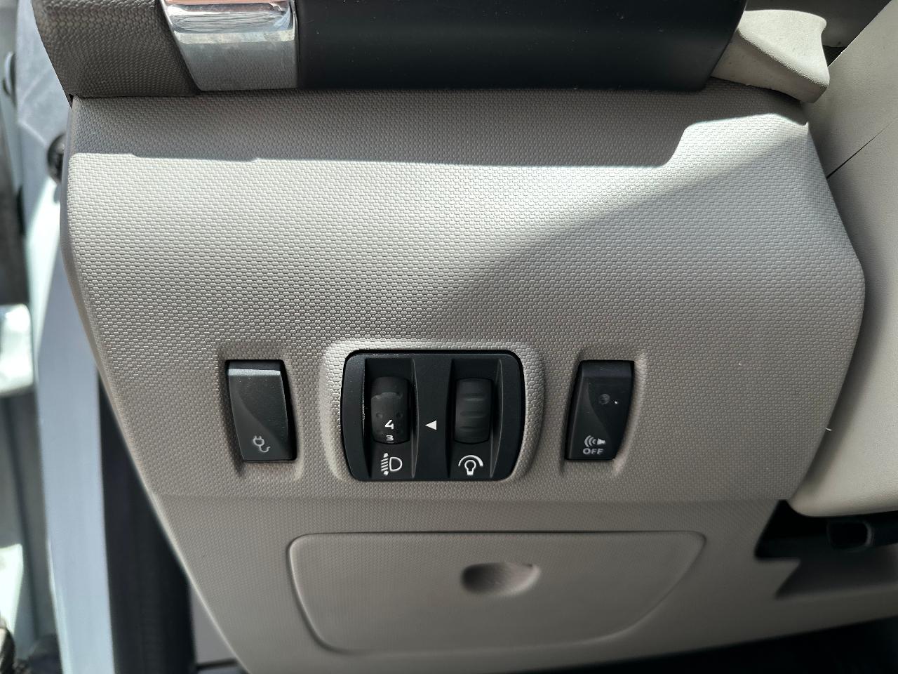 Renault ZOE - фото 15