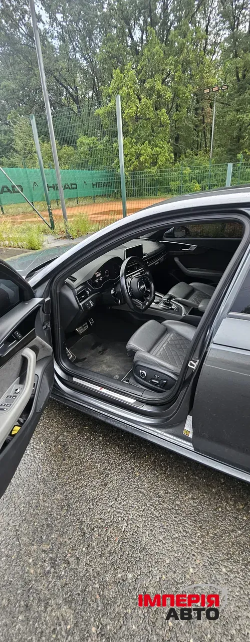 Audi S4 - фото 17
