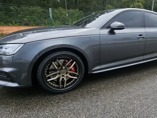 Audi S4 - фото 3