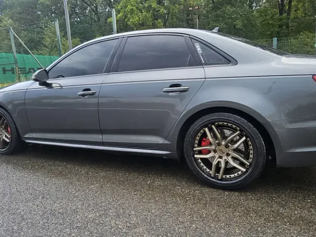 Audi S4 - фото 4