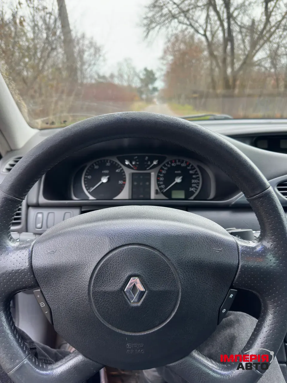 Renault Laguna - фото 7