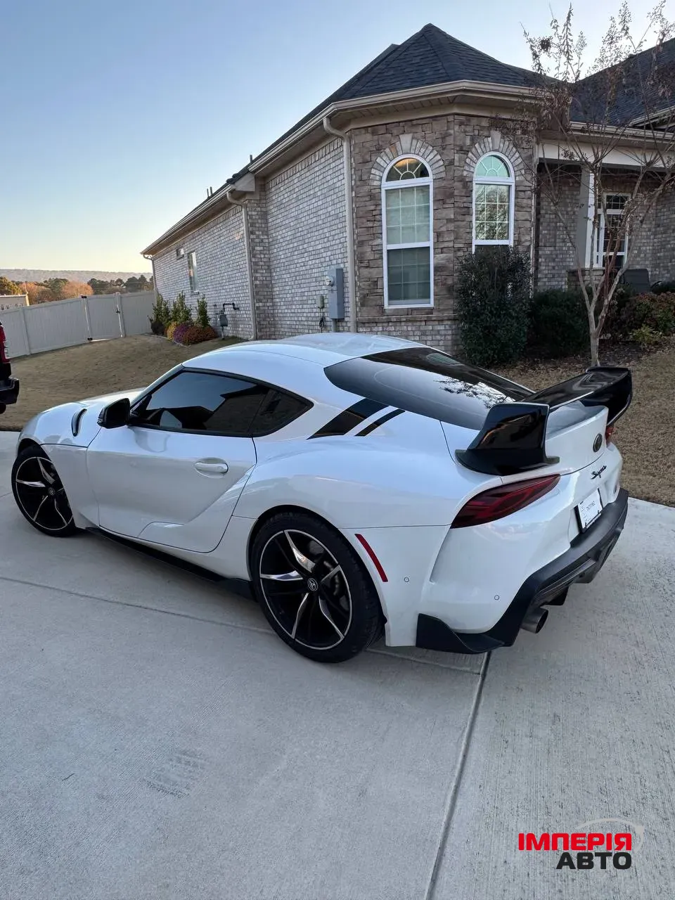 Toyota Supra - фото 2