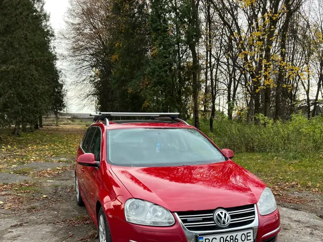 Volkswagen Golf - фото 1