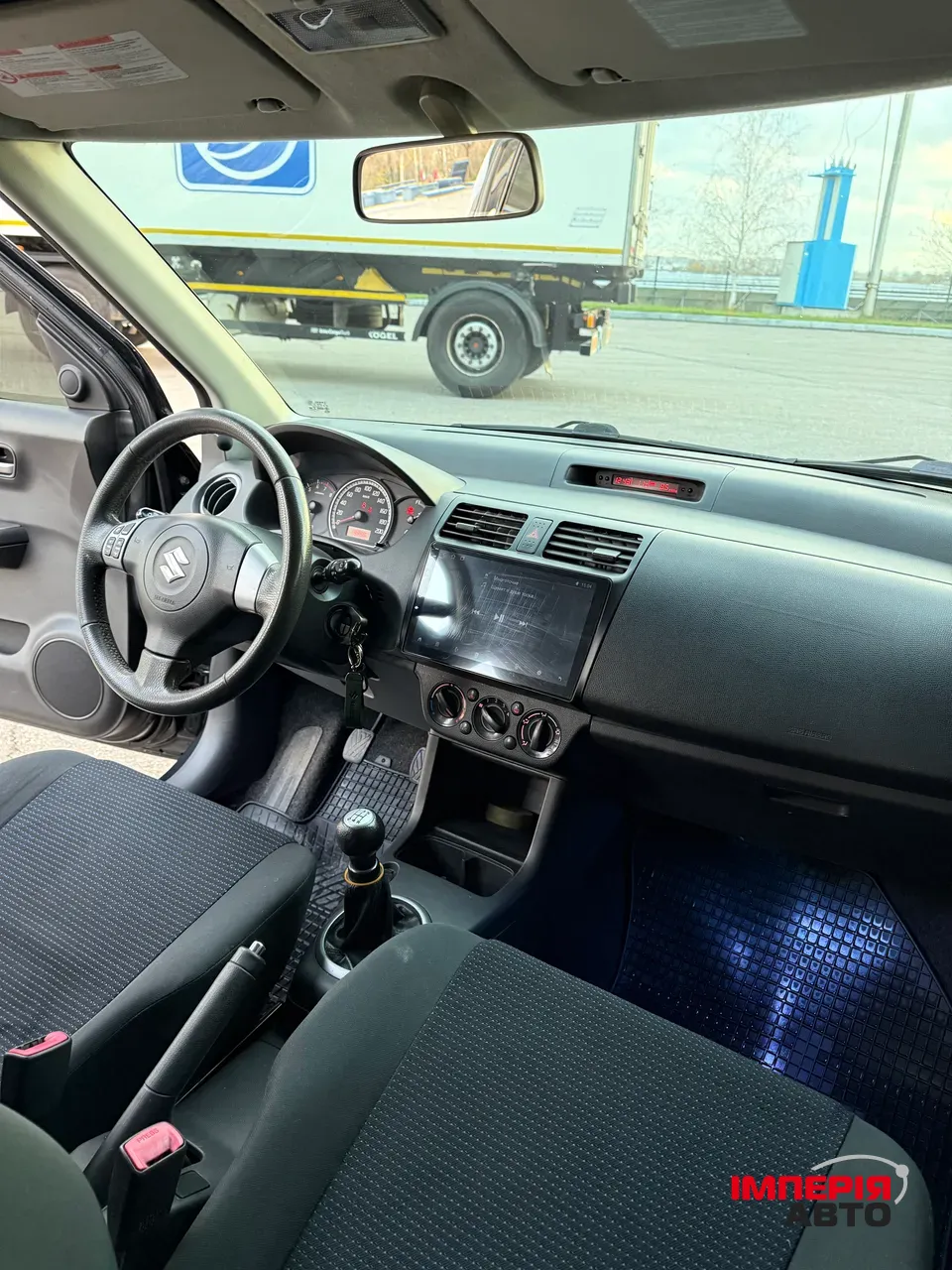 Suzuki Swift - фото 16