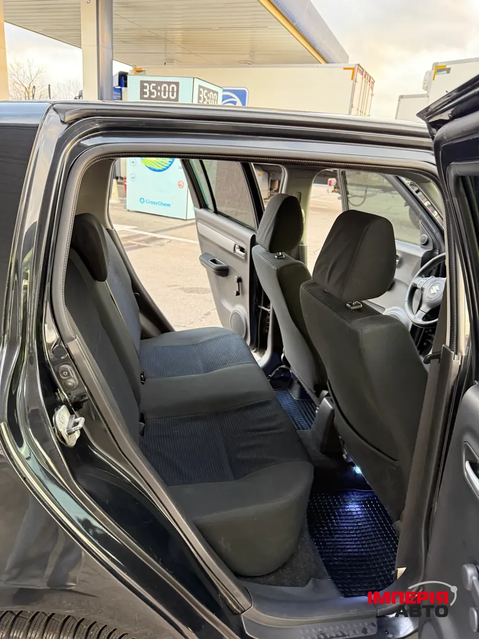 Suzuki Swift - фото 17