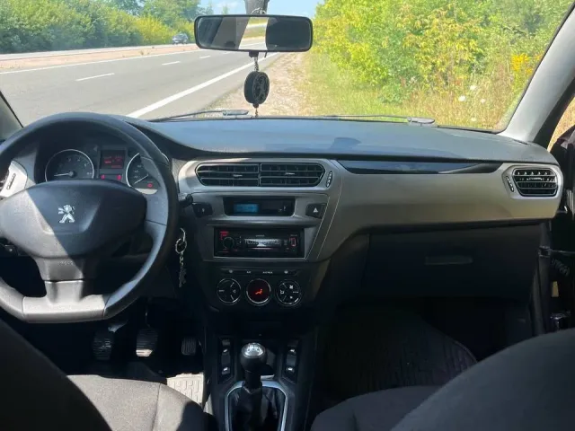 Peugeot 301 - фото 3