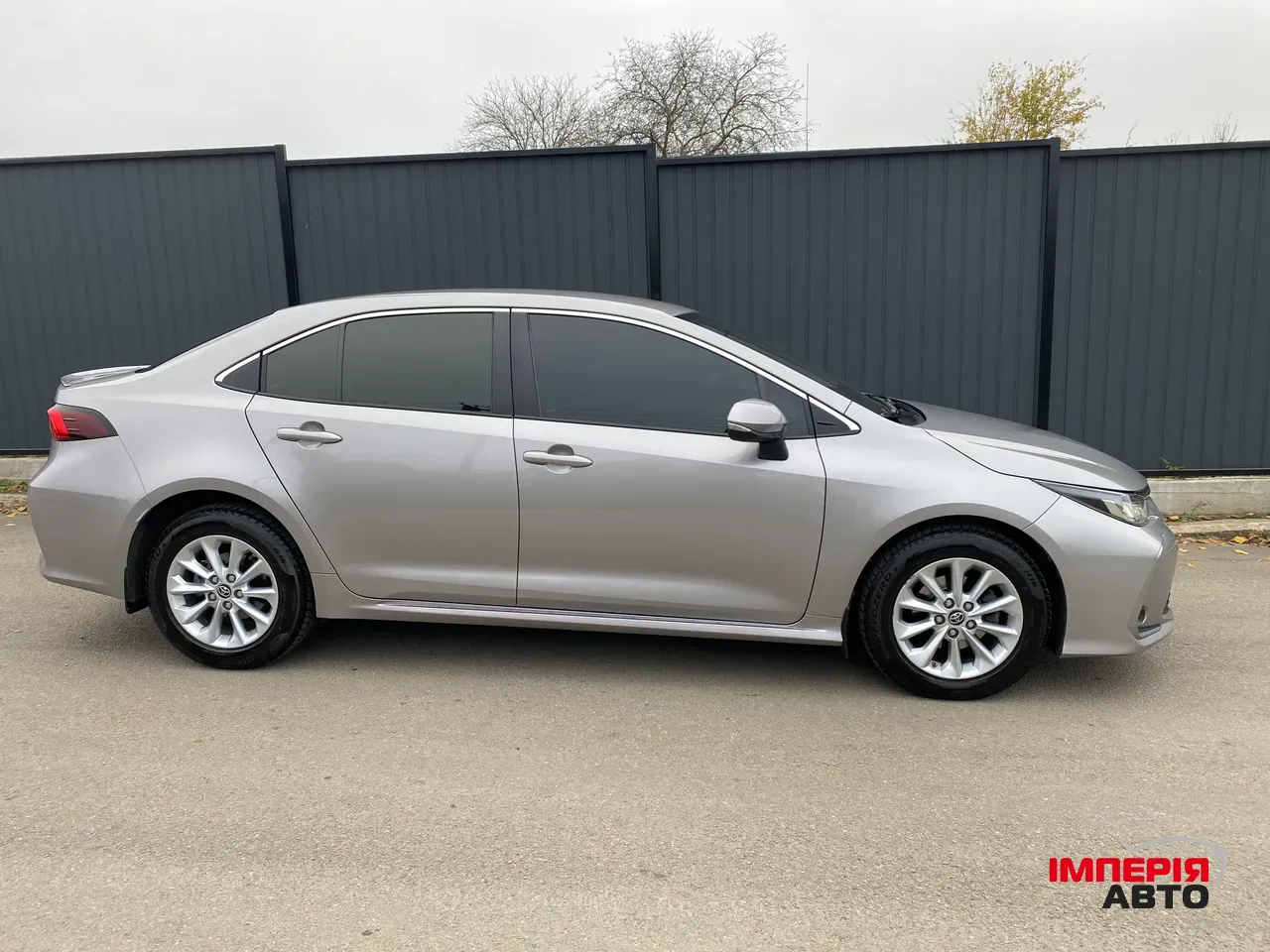 Toyota Corolla - фото 3