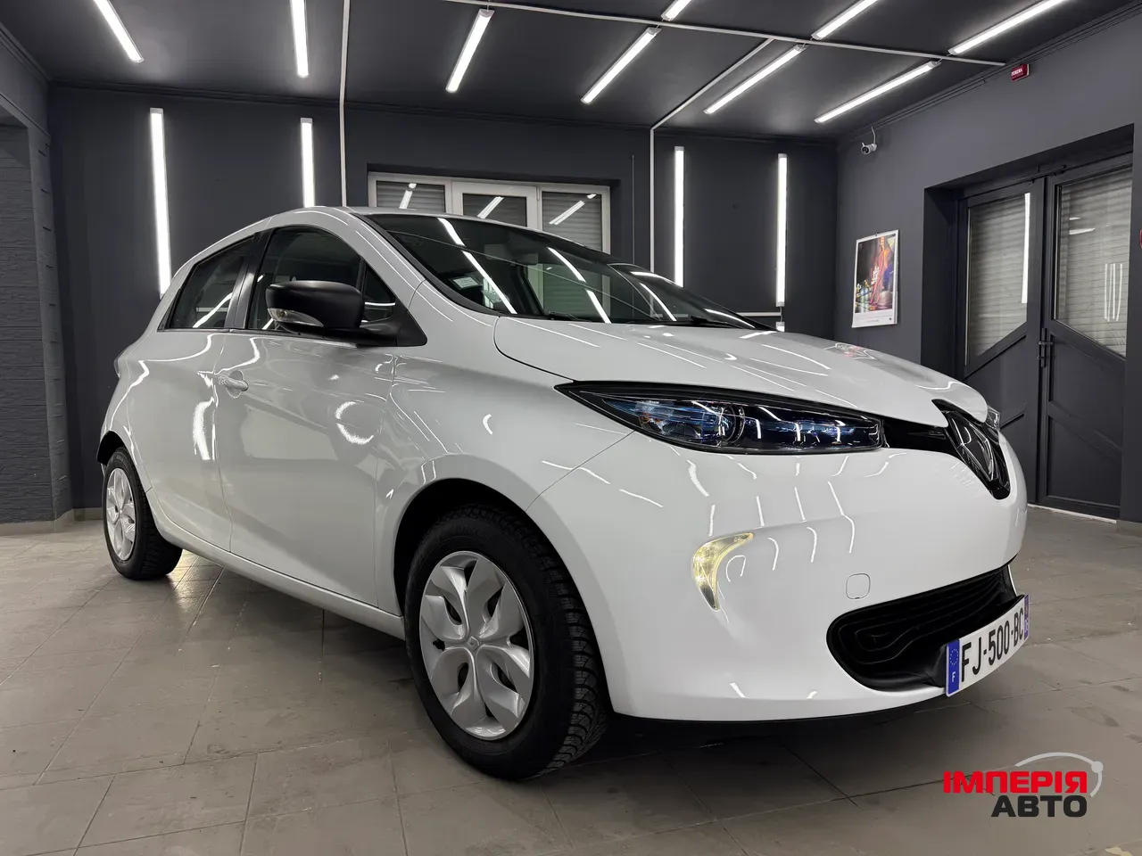 Renault ZOE - фото 1