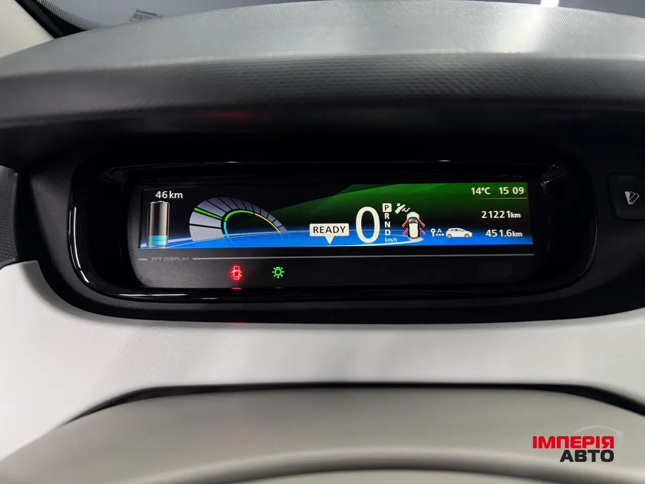 Renault ZOE - фото 34