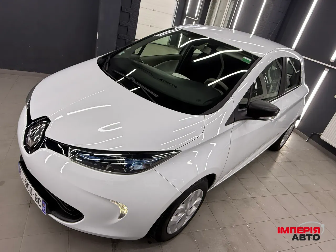 Renault ZOE - фото 6