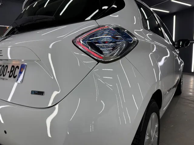 Renault ZOE - фото 5