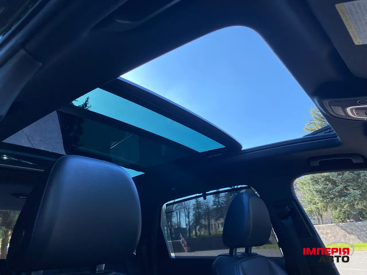 Audi Q7 - фото 16