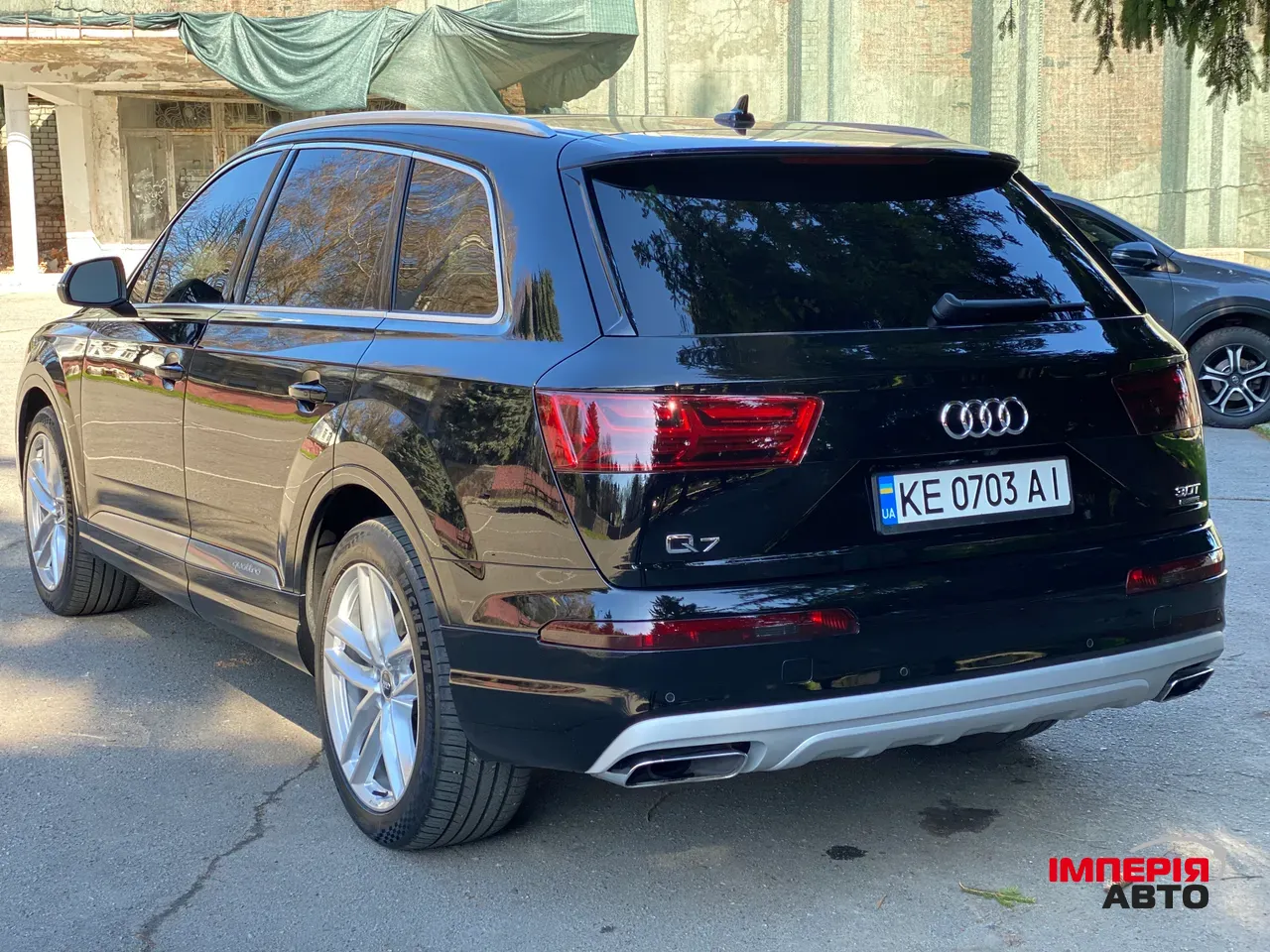 Audi Q7 - фото 6
