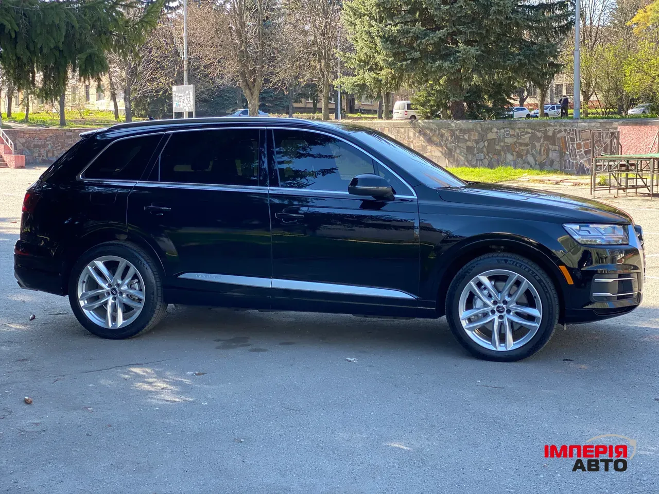 Audi Q7 - фото 3