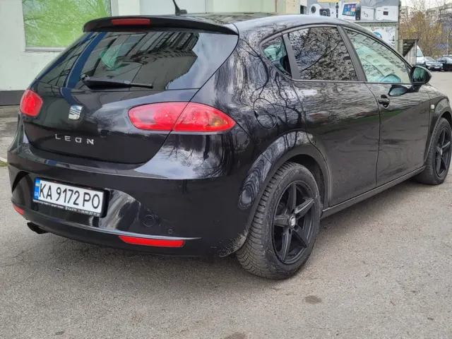 SEAT Leon - фото 2