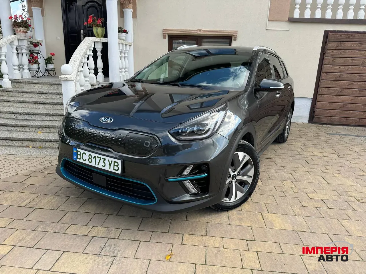 Kia Niro - фото 1