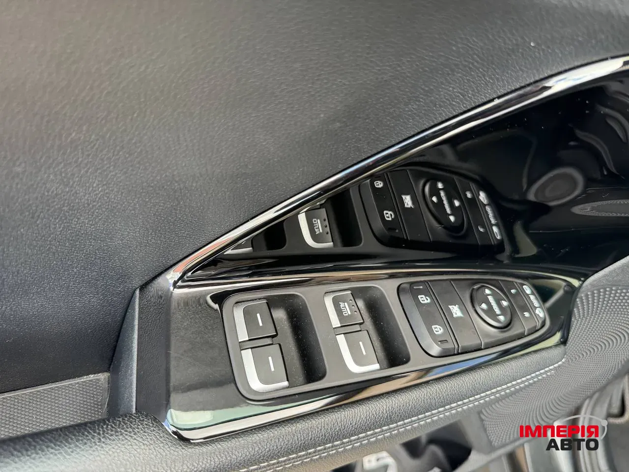 Kia Niro - фото 35