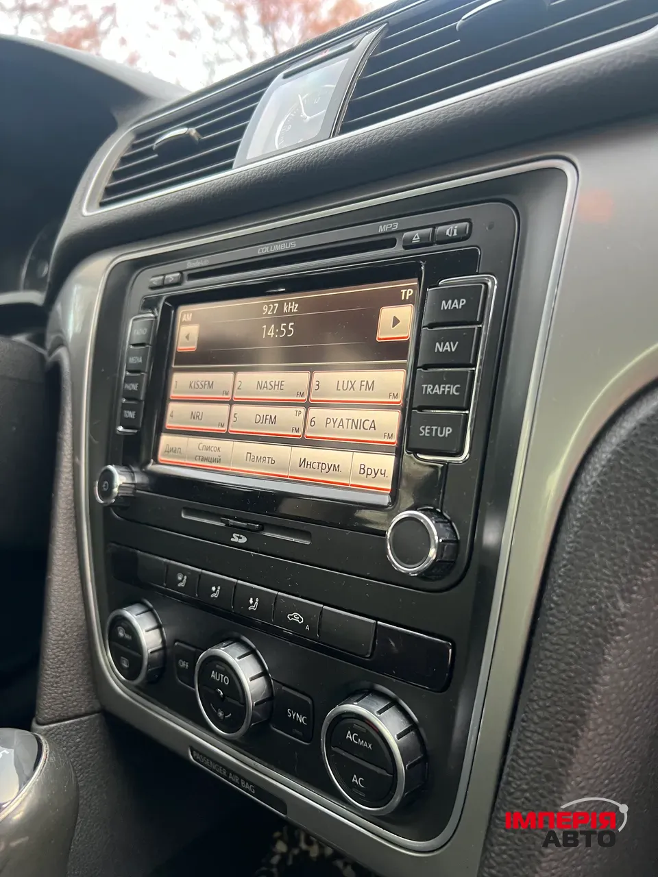 Volkswagen Passat - фото 12