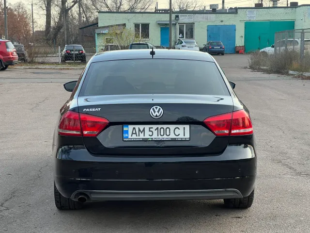 Volkswagen Passat - фото 5